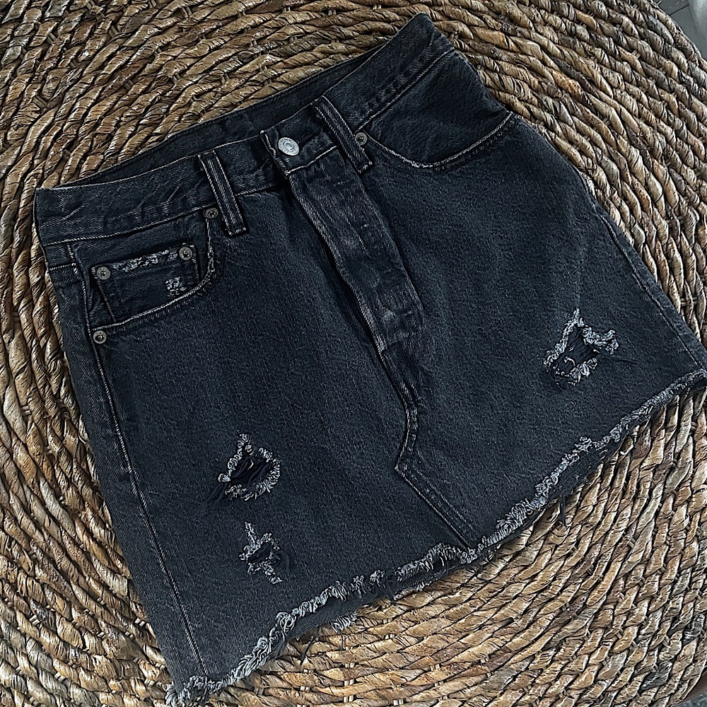 Black Denim Levi’s Skirt